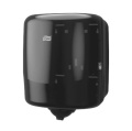 Popieriaus rulonais dozatorius Tork Reflex atskiriems lapeliams M4, juodas
